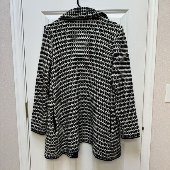 Mary Firenze Size Small Cardigan Wool Blend  Made in Italy Black Button - Picture 3 of 5